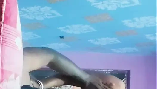 Seks penuh bengali boudi seksi yang manis