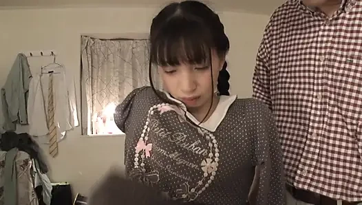 Мужчина среднего возраста и персиково-мягкая дама