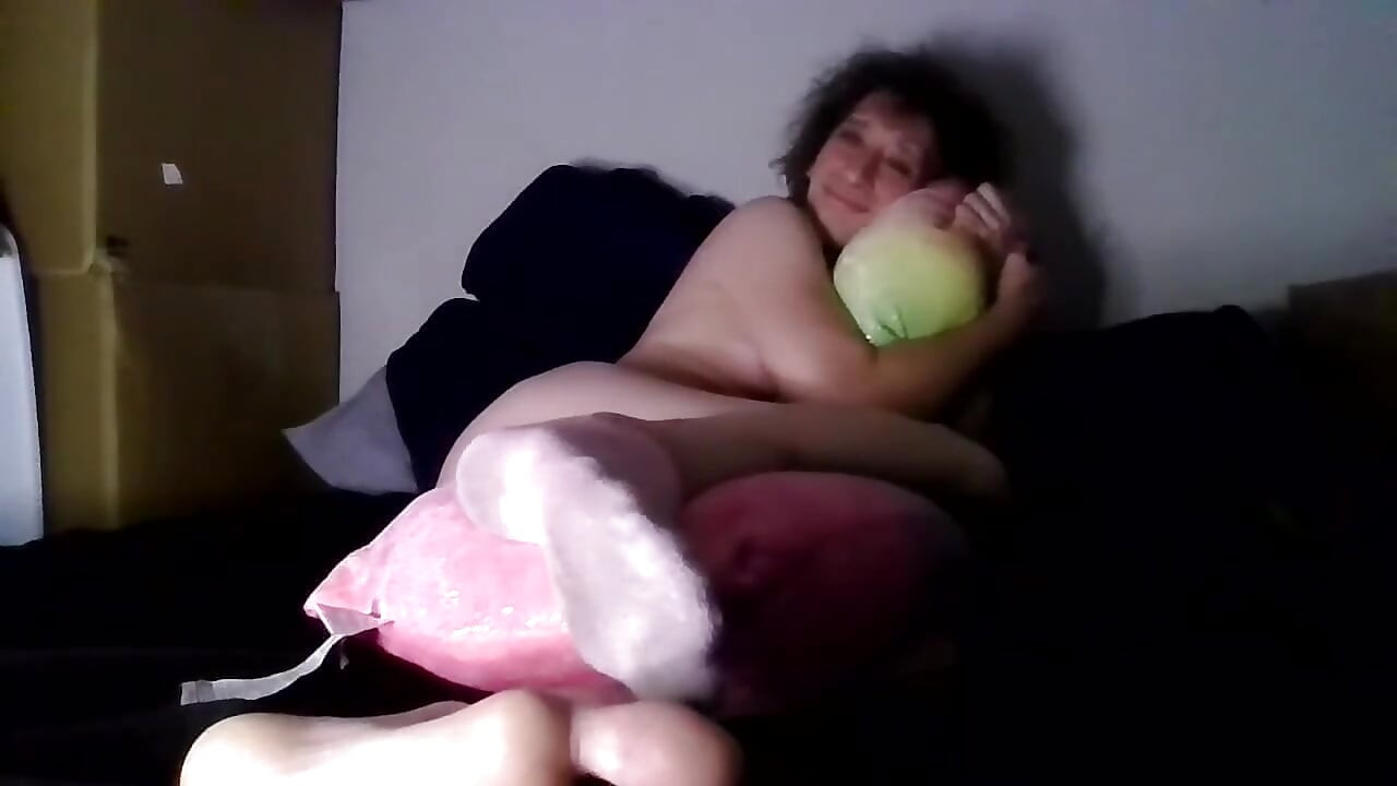 ¡Tengo un stuffie! ¡Nunca he tenido un relleno de leche! Esperando a mi prometido, desaparecido cuando se fue, a principios de 2023