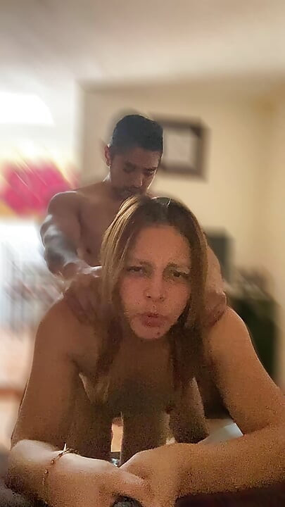 Angy likes to record herself from the front while they are putting their cock inside her pussy