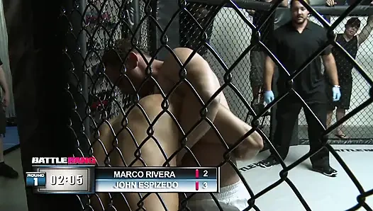 Cewek ebony menikmati kontol pria menyenangkan di cincin