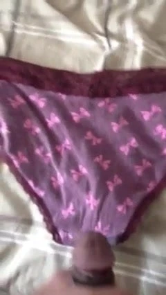 Cumming trên vợ dơ bẩn quần áo
