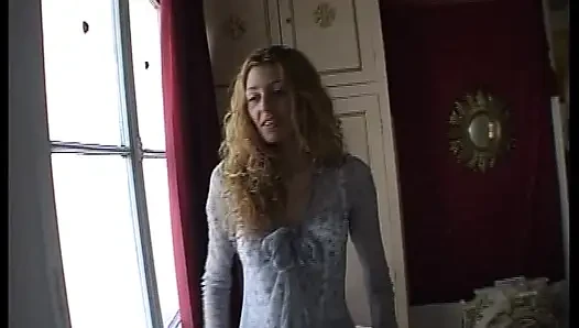 Sie ist eine wilde deutsche schlampe, die beide löcher gefickt hat