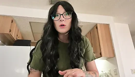Stepmommy Becomes a Slut 1