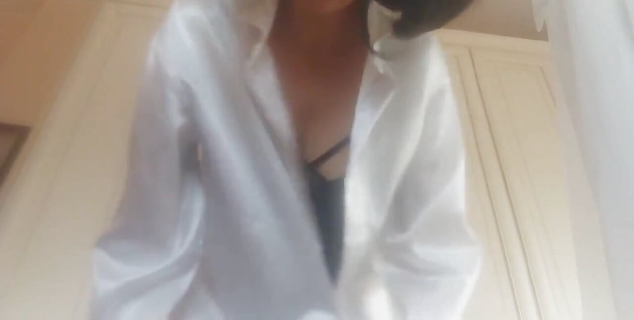 Step Mom Chantal Surpize You While U Wear Her Panty