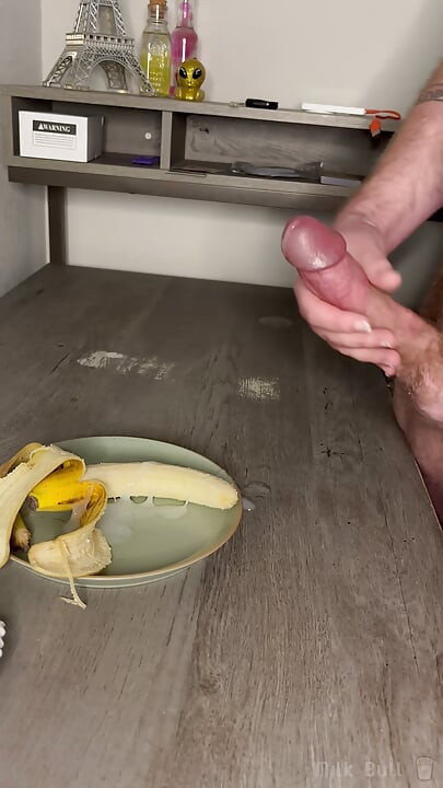 Hunk Drenches His Snack in Load After Load