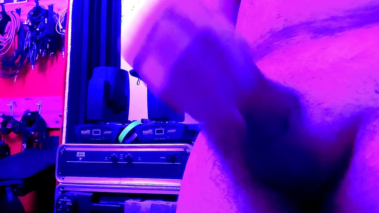 Séane Handjob