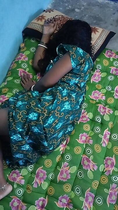 Khub surt ladki ke sath chudai kaya
