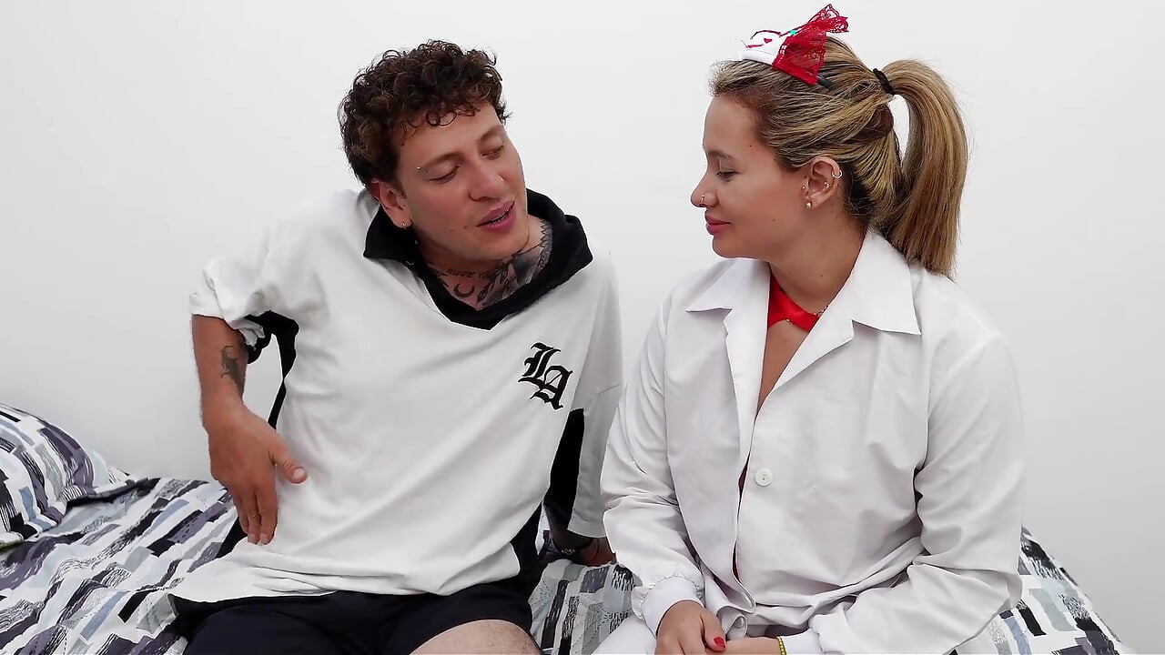 Doctor's Recommendations: I Fuck Sick Gamer to Relieve His Pain - Karen Sleent & Nick Jowell