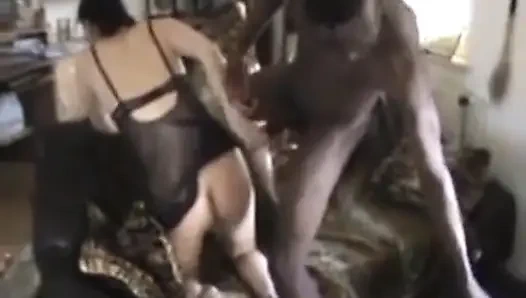 Cuckold milf - istri yang selingkuh