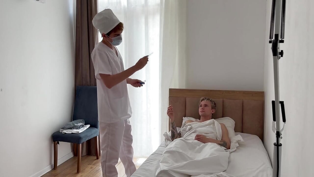 El Médico Convierte El Examen Físico En Sexo Duro Y Desenfrenado.