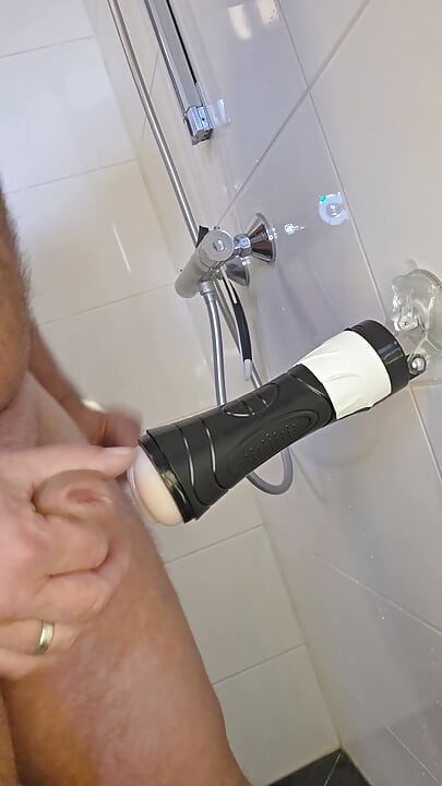Masturbating and fucking various of sex toys in the shower (sound on!)