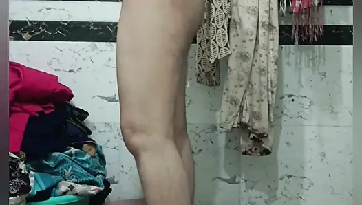 Priya bhabi ateşli video çekimi