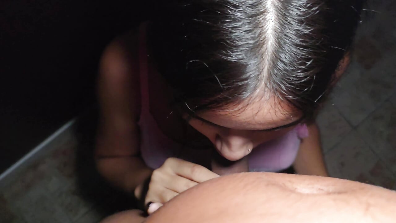 I have sex with my stepmom's friend at night when everyone is resting