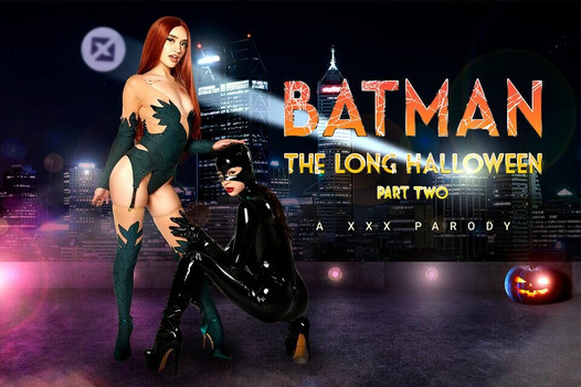 Vrcosplayx batman em um trio com mulher-gato e hera venenosa durante o longo pornô de vr de halloween