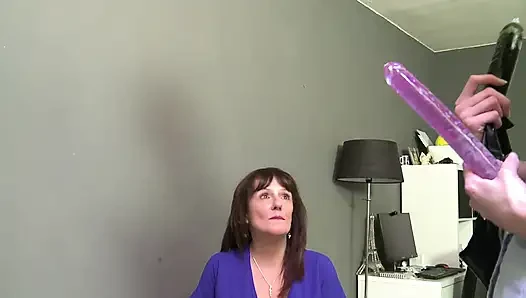 Üvey kız üvey annesini şımarttı