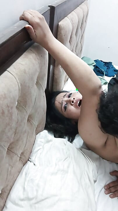 Zdrada męża z oficjalnym modelem obsługi