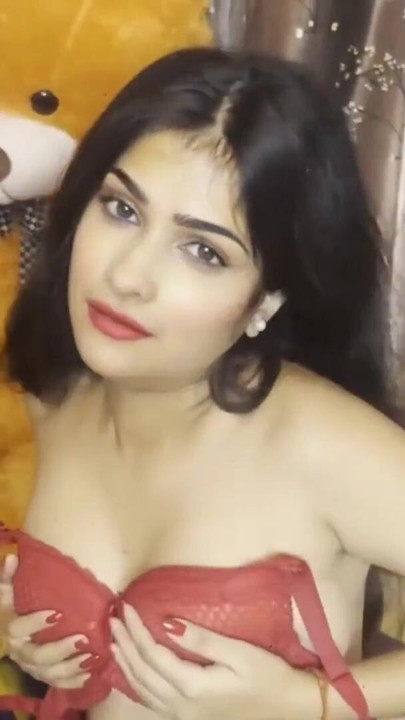 I went to bhabhi’s house when brother not at home  and enjoyed a lot with my lovely bhabhi, Full Hindi Viral Video | Clip 1
