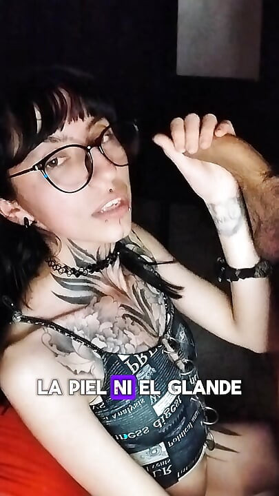 The specialist teaches you how to suck cock!!