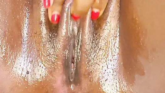 Ass and pussy fingering, piss