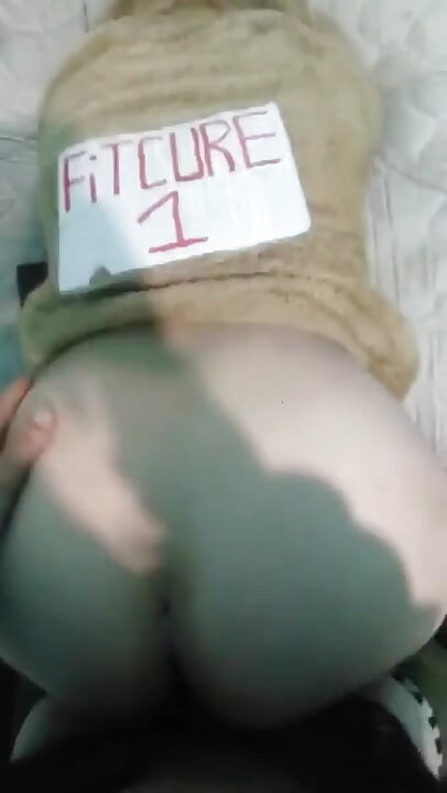 Byla nám zima, rozhodli jsme se takhle ohřívat