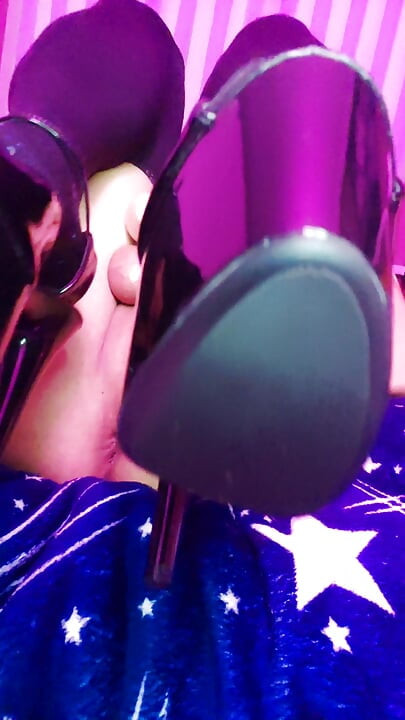 Aleksa Dreams solo sissy boy