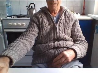 73 años hombre de polonia - 2
