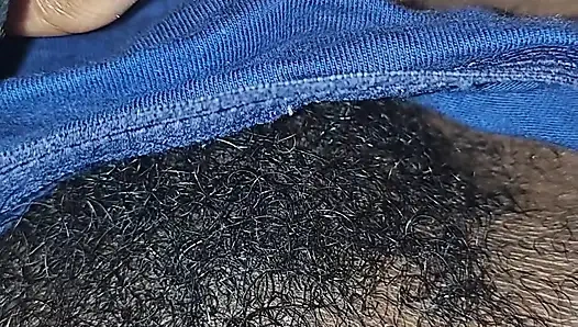 Играю с моей мокрой киской