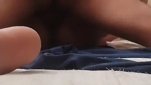 Desi Bhabhi ko lita ke chodne ka maza liya