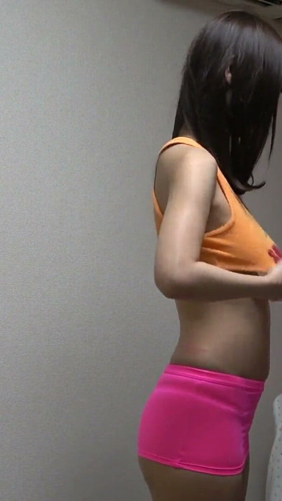 Miu Akemi takes off her lingerie and changes into a miniskirt | Clip 1