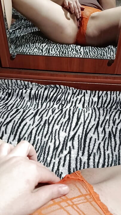 Homemade Masturbation in Front of the Mirror Without Taking off Her Panties