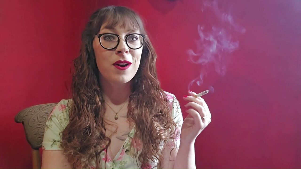 Would I date a non-smoker, and other smoking fetish questions answered