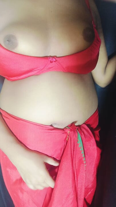 Desi bhabhi ki nude video Desi girl village wife nude video