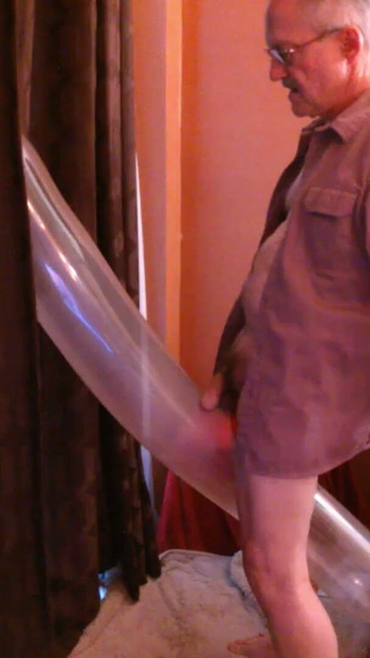 Reissue of Video 112) Clear Long Balloon Twist and Pop! (xHam Deleted???) | Clip 1
