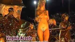 Virginia Acosta, a rainha nua do carnaval de corrientes