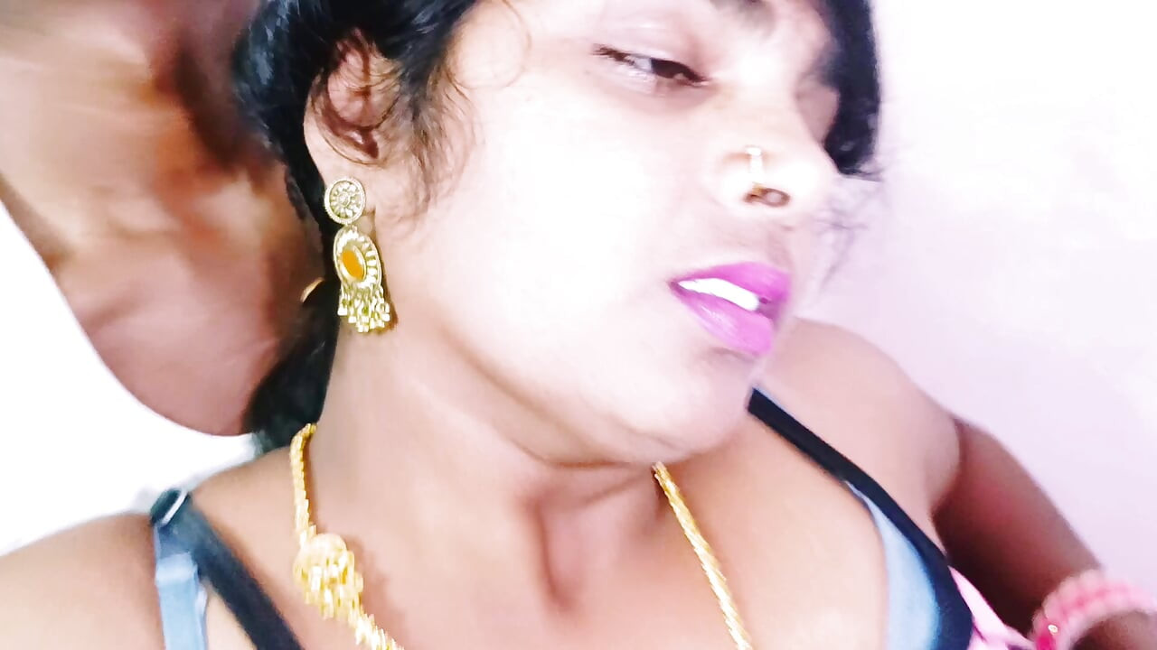 Desi Bhabi gaat vreemd met Husbend