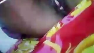 Hintli evli kadın chuth chatne me desi evli kadın seks videoları
