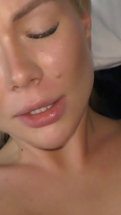 Must-share moment from "Beautiful albino girl and her first home video"