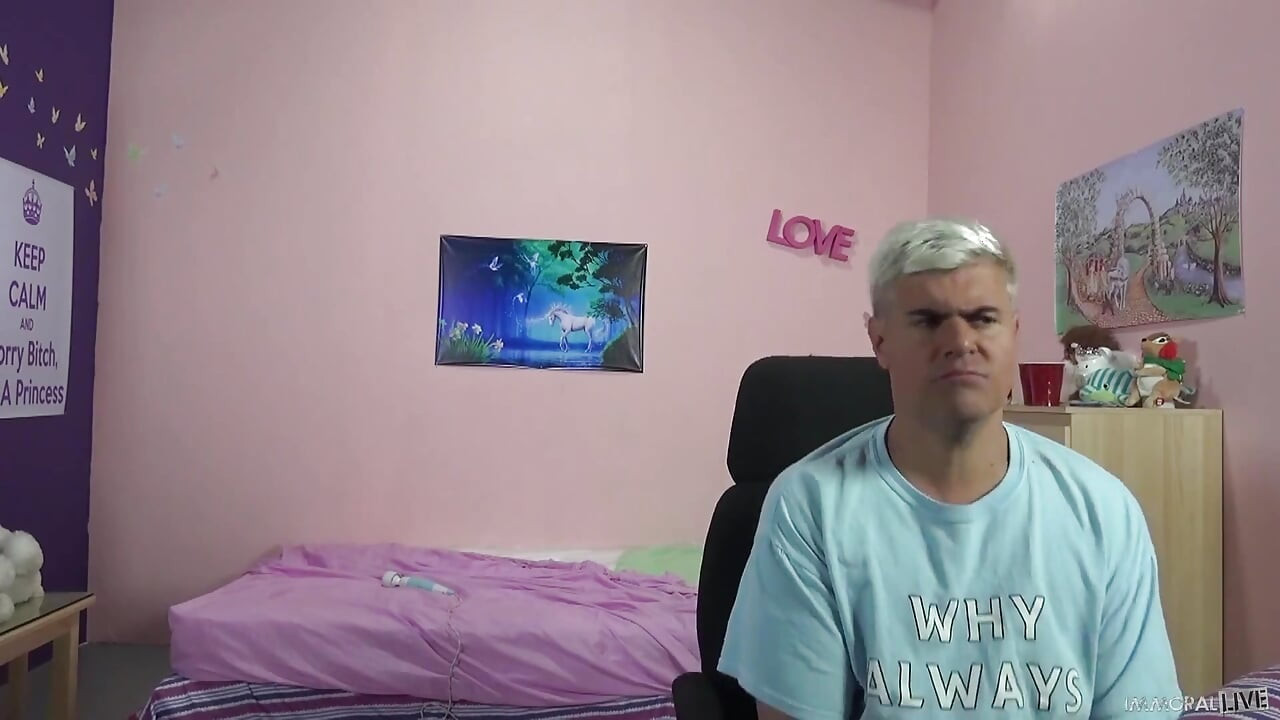 Britney amber dan emma, dua permata porno dipoluskan