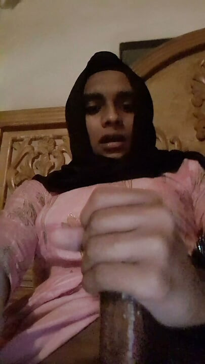 Desi hot crossdresser self pleasure