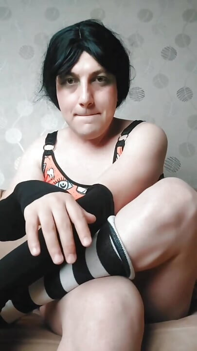 Halloween, jolie femboy habillée