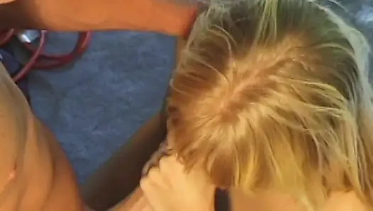 Wilder Sex auf dem Billardtisch