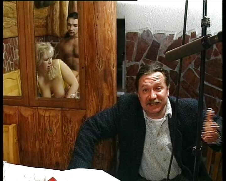 Za Niemieckimi Drzwiami Jest Kurczliwie Pieprzone - Pełny Film