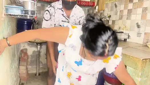 Hot Desi Bhabhi Padosi Kitchen Sex - Real Passionate Hardcore