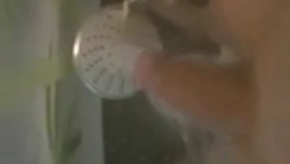 Duşta eller serbest