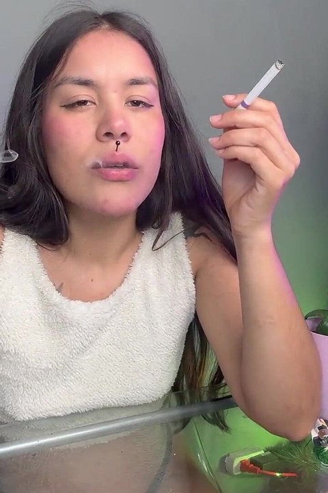 Rebel Girl Offers Yo Her Cigarrette
