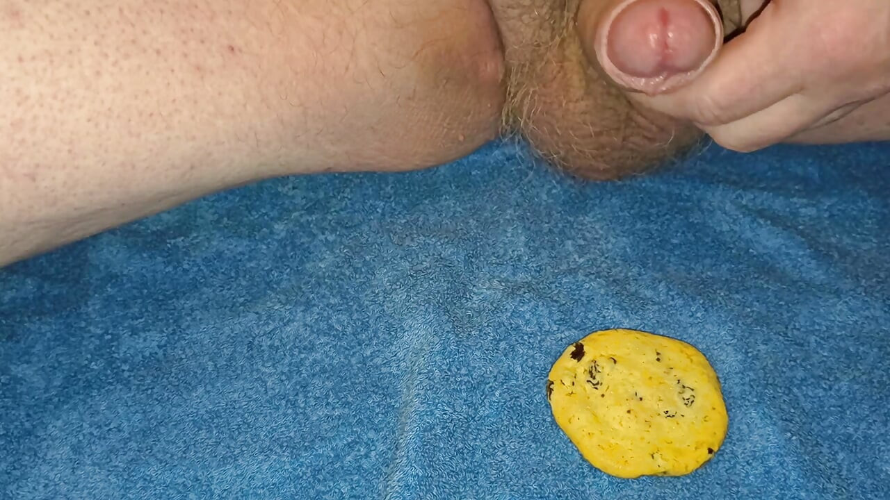 Cookie Cum Shot