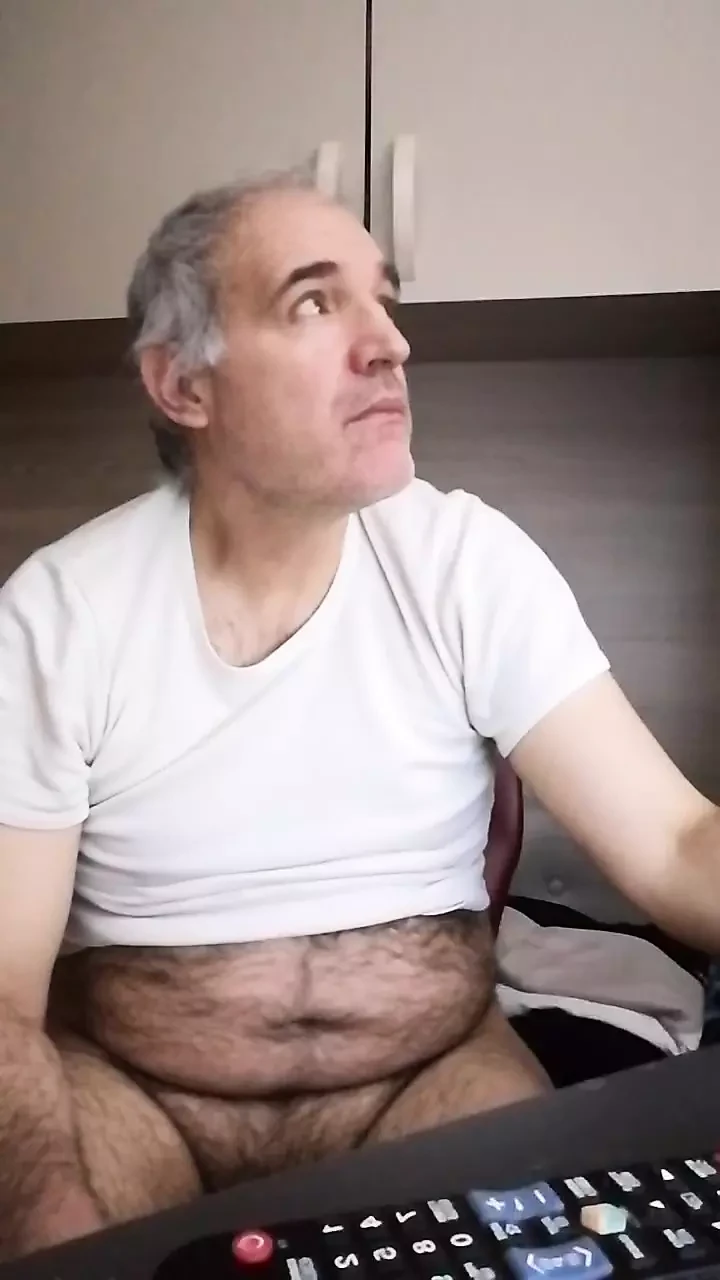 Jezero spermatu na konferenčním stole pro tebe Claudia