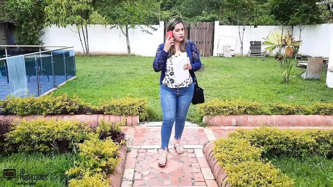 I Fuck a Very Rich MILF in My Cabin - Porn in Spanish
