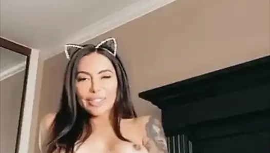 MONSTER DILDO DRILLS LELA STAR'S TINY PUSSY WHILE WEARING LEATHER